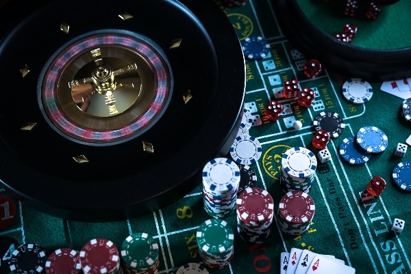 Data Analytics for Casinos to Respond to Customers' Needs